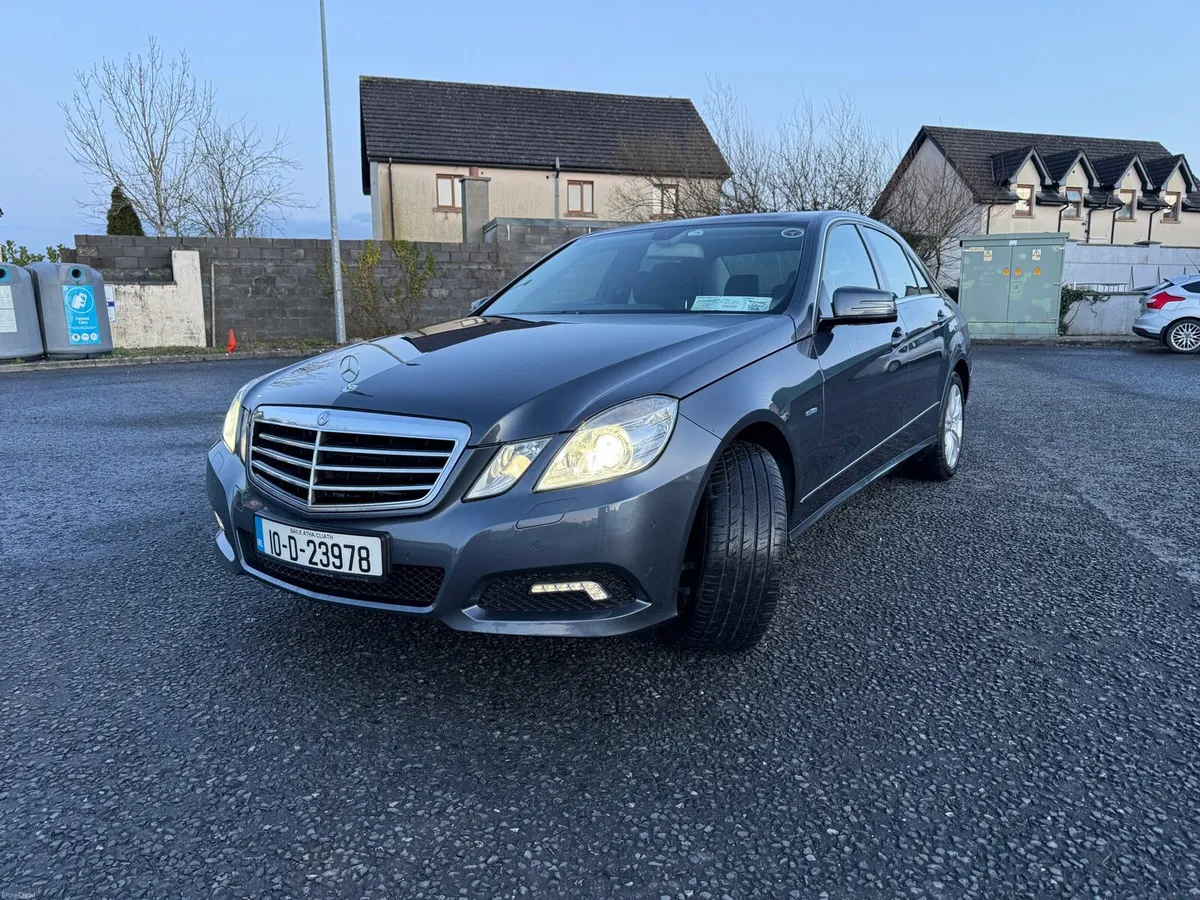 Mercedes Benz E350 - Image 2