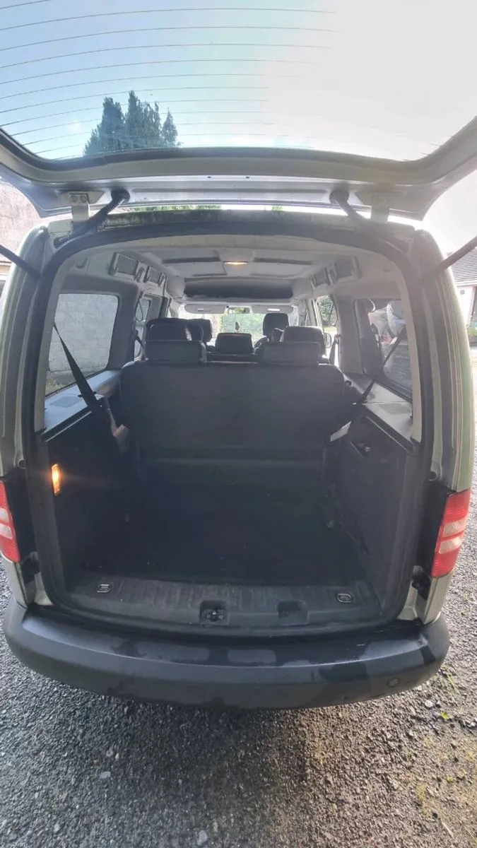 CADY MAXI LIFE 7 SEATER - Image 3