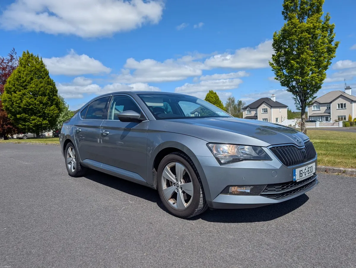 Skoda Superb - Image 3