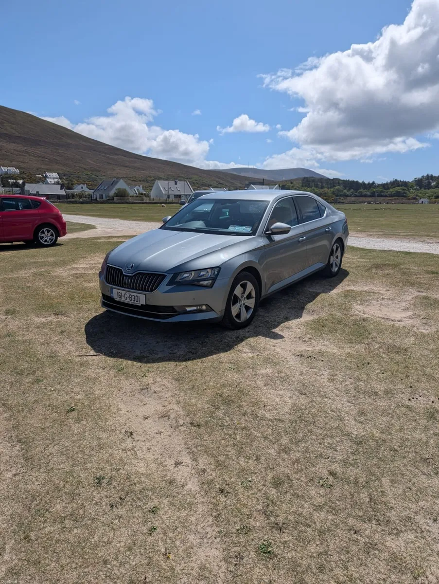 Skoda Superb - Image 1