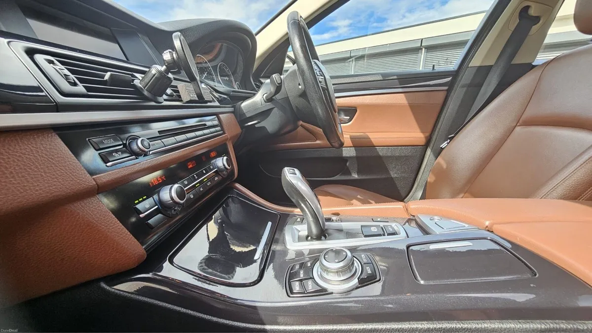 BMW 520d 4DR “Cinnamon Brown leather “ NCT 05.27 - Image 4