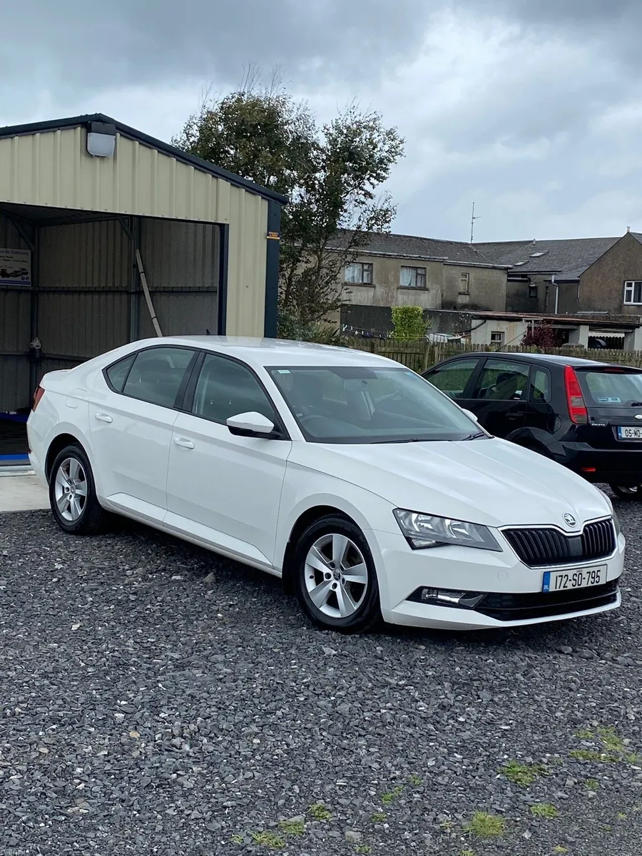 2017 Skoda superb - Image 3