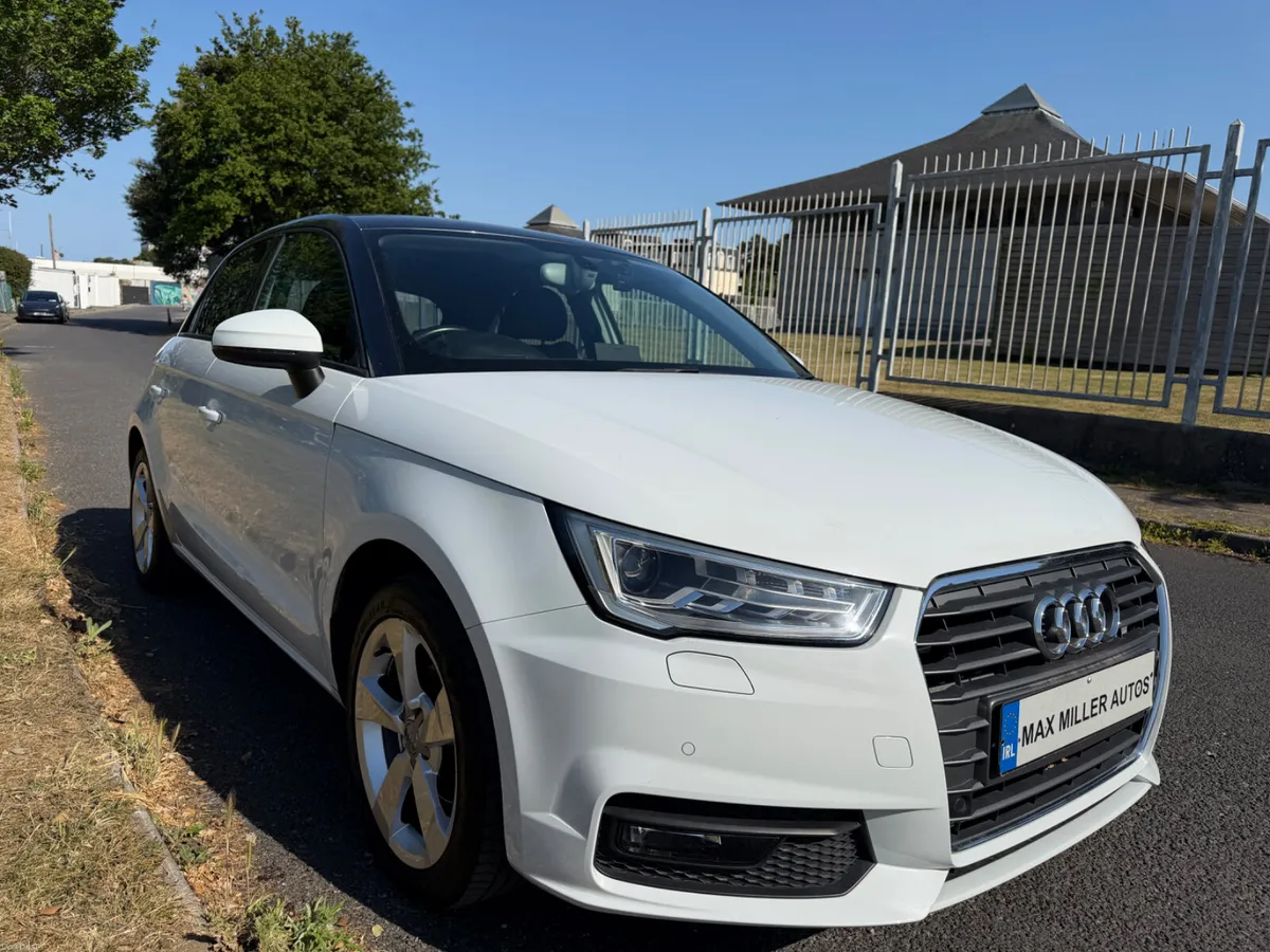 1.0 TFSI Sportback LEATHER SEATS - Image 1