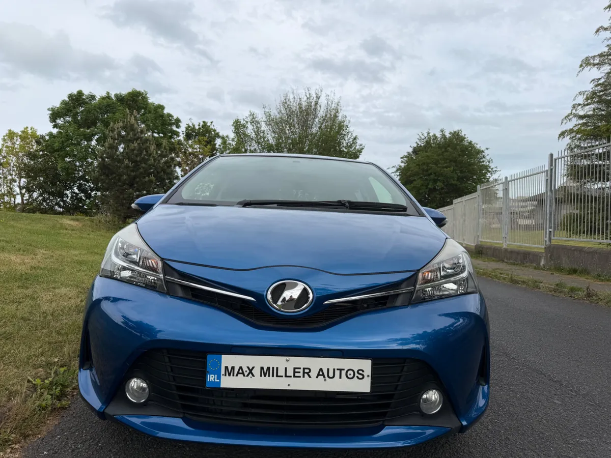 1.3 Petrol Automatic Reversing Camera - Image 2