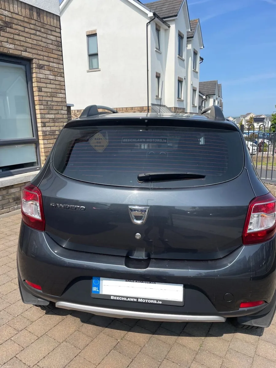 Dacia Sandero 2016 - Image 2