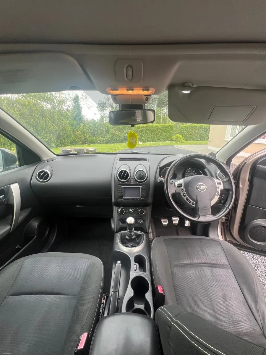 Nissan Qashqai 2011 - Image 3