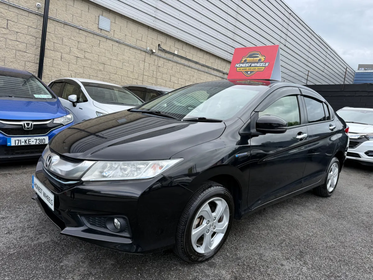 2014 Honda Grace 1.5 Petrol Hybrid Automatic - Image 3