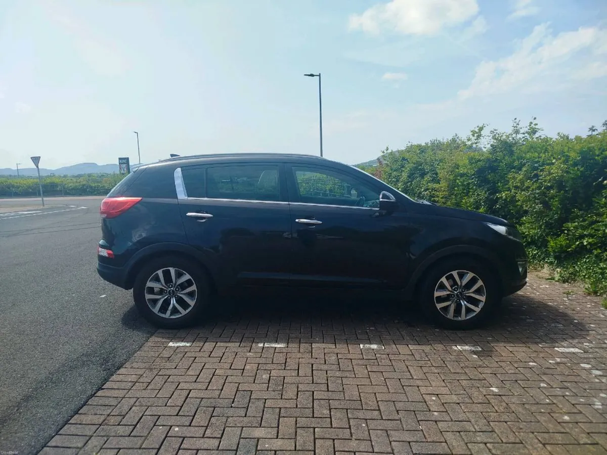 Kia Sportage 2015 - Sunroof - High Spec - Image 3