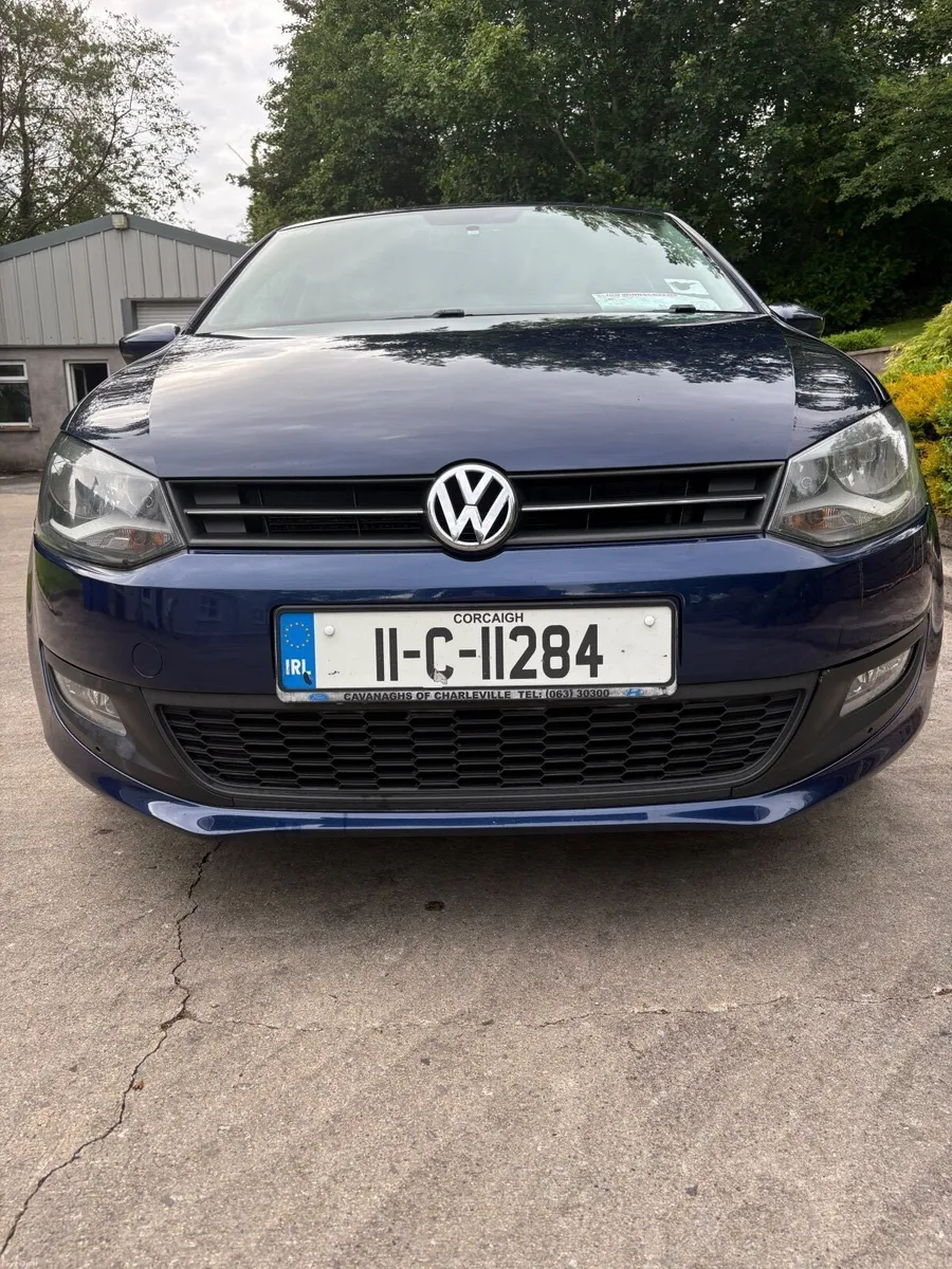 Volkswagen Polo 2011 - Image 2