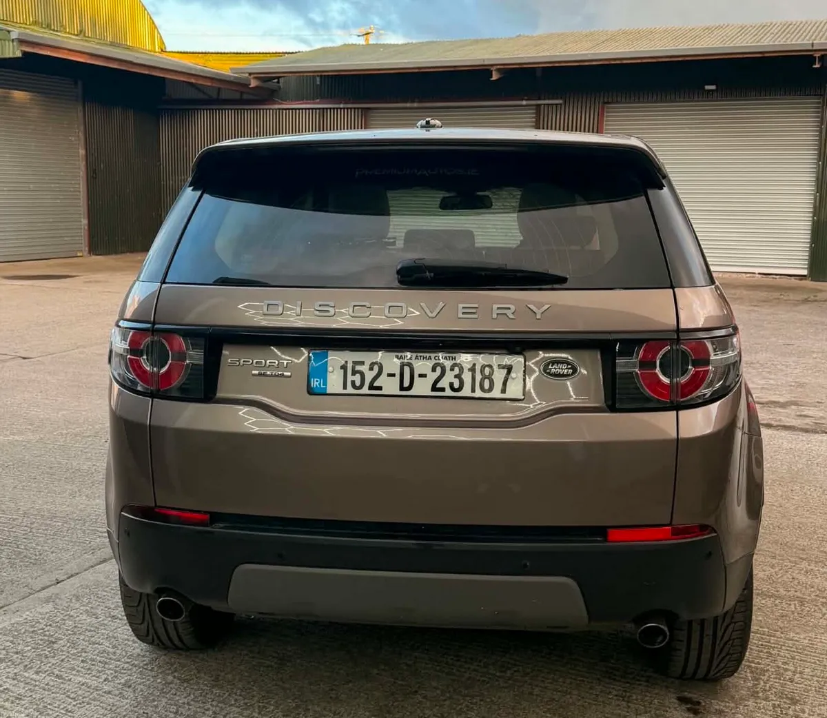 2015 Land Rover Discovery S - Read Ad - Image 3