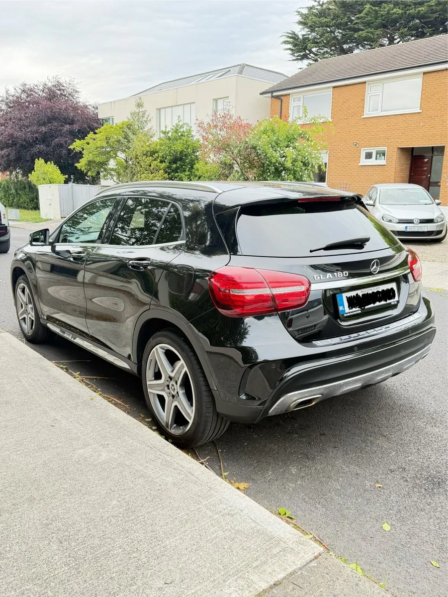 Mercedes Benz GLA 180 - Image 3