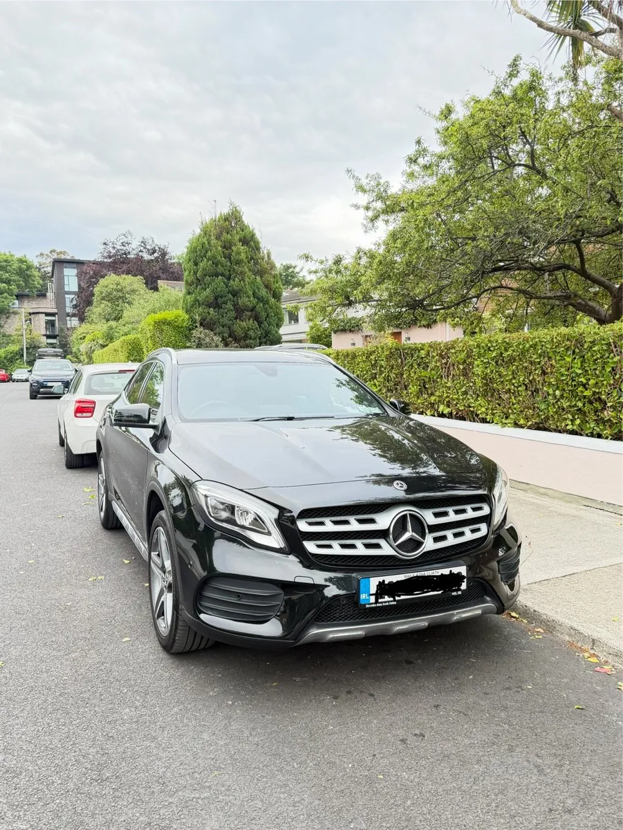 Mercedes Benz GLA 180 - Image 4