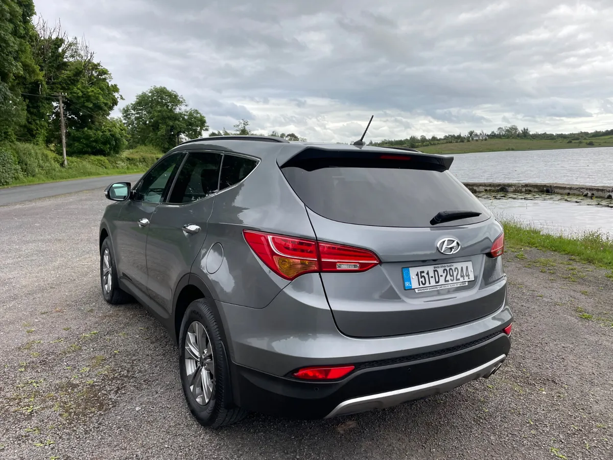 Hyundai Santa Fe 2015 2.2 diesel 7 seater 4x4 - Image 5