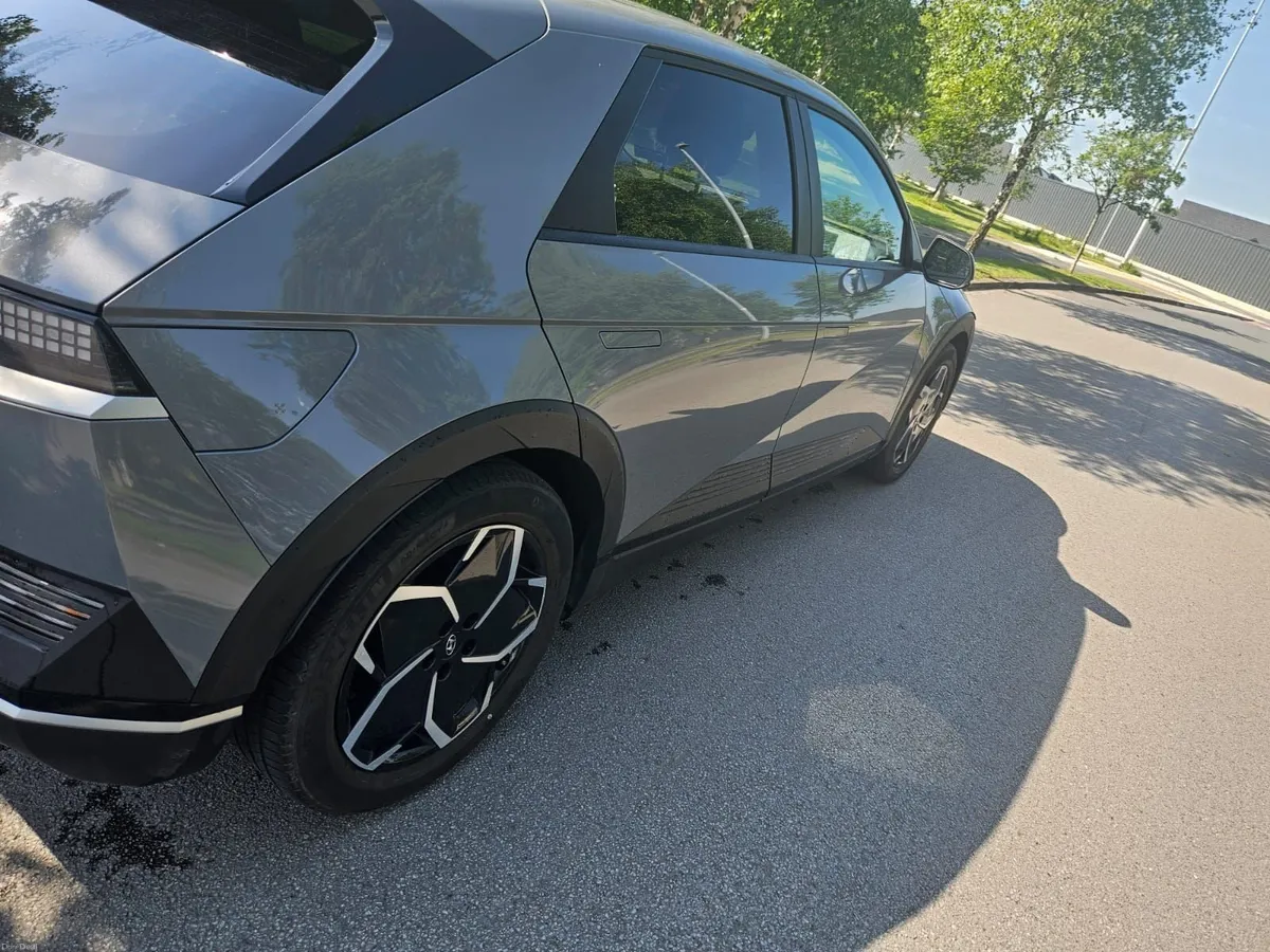 Hyundai IONIQ 5 2022 - Image 2