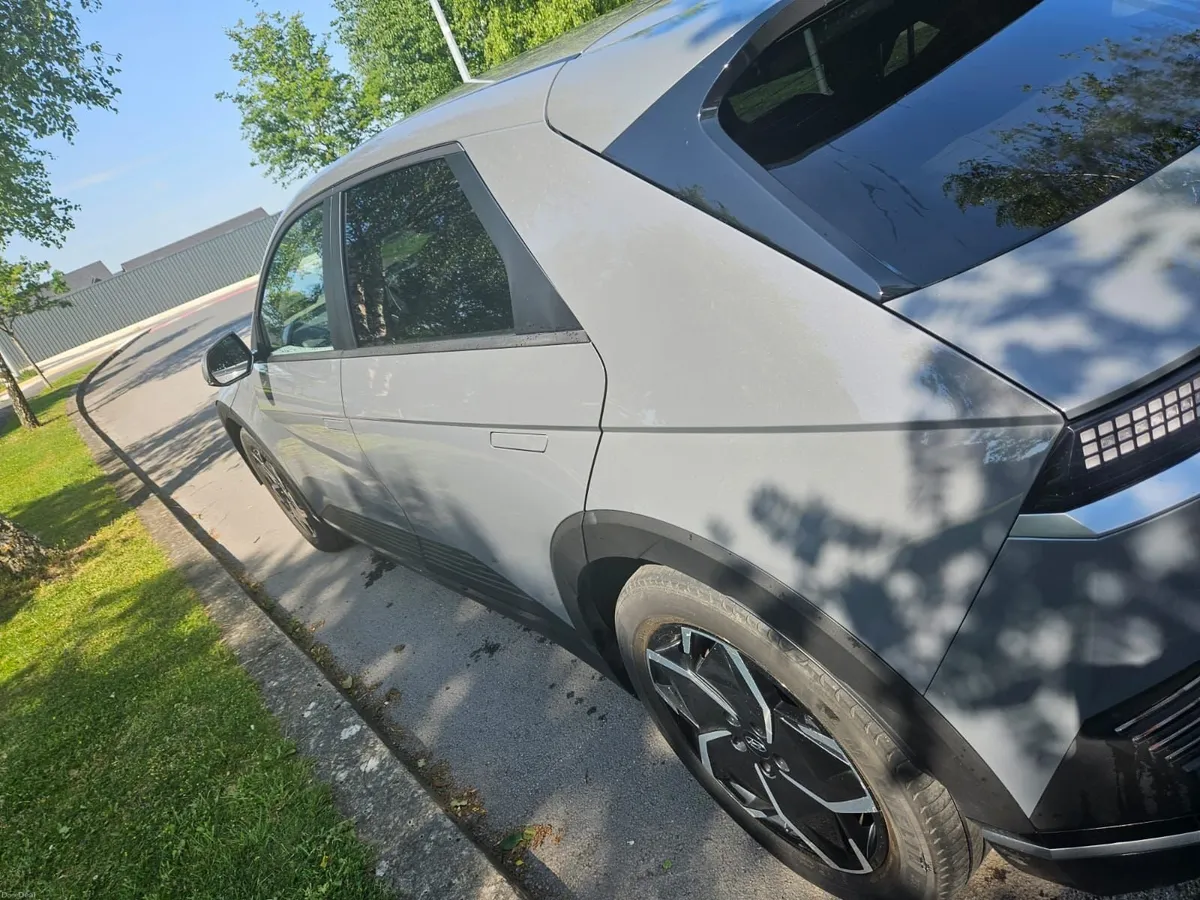 Hyundai IONIQ 5 2022 - Image 3