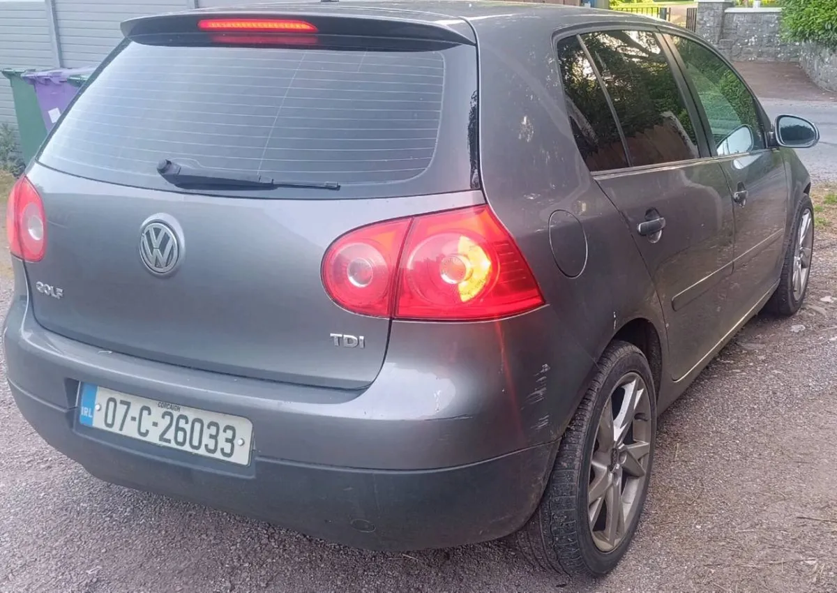 Volkswagen Golf - Image 4
