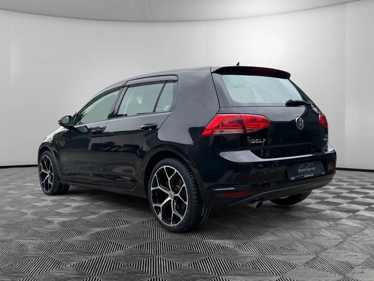 VW Golf Comfortline DSG *Low Km* - Image 3