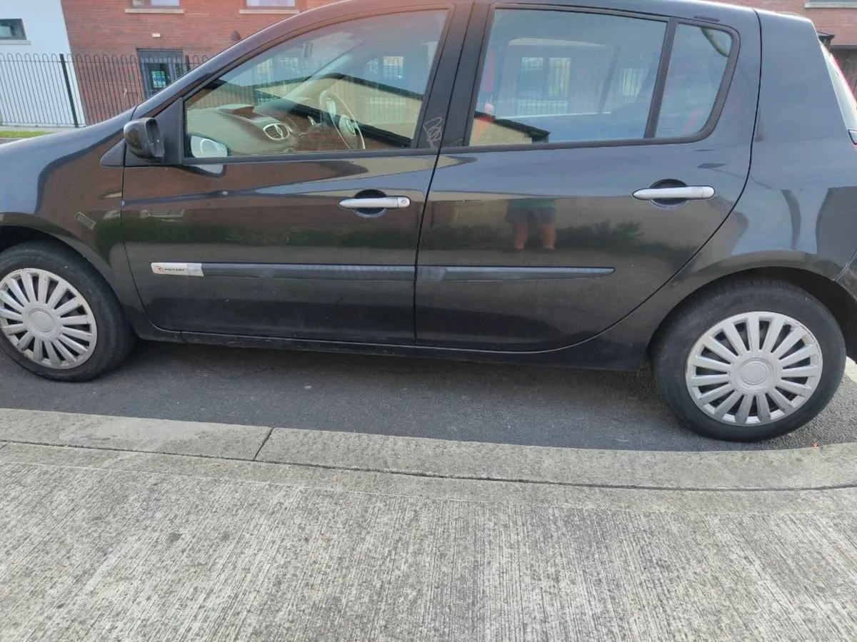 Reault Clio        ⬛LOW MILEAGE⬛ - Image 3