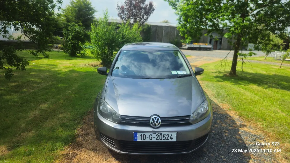 Volkswagen Golf 2010 - Image 4