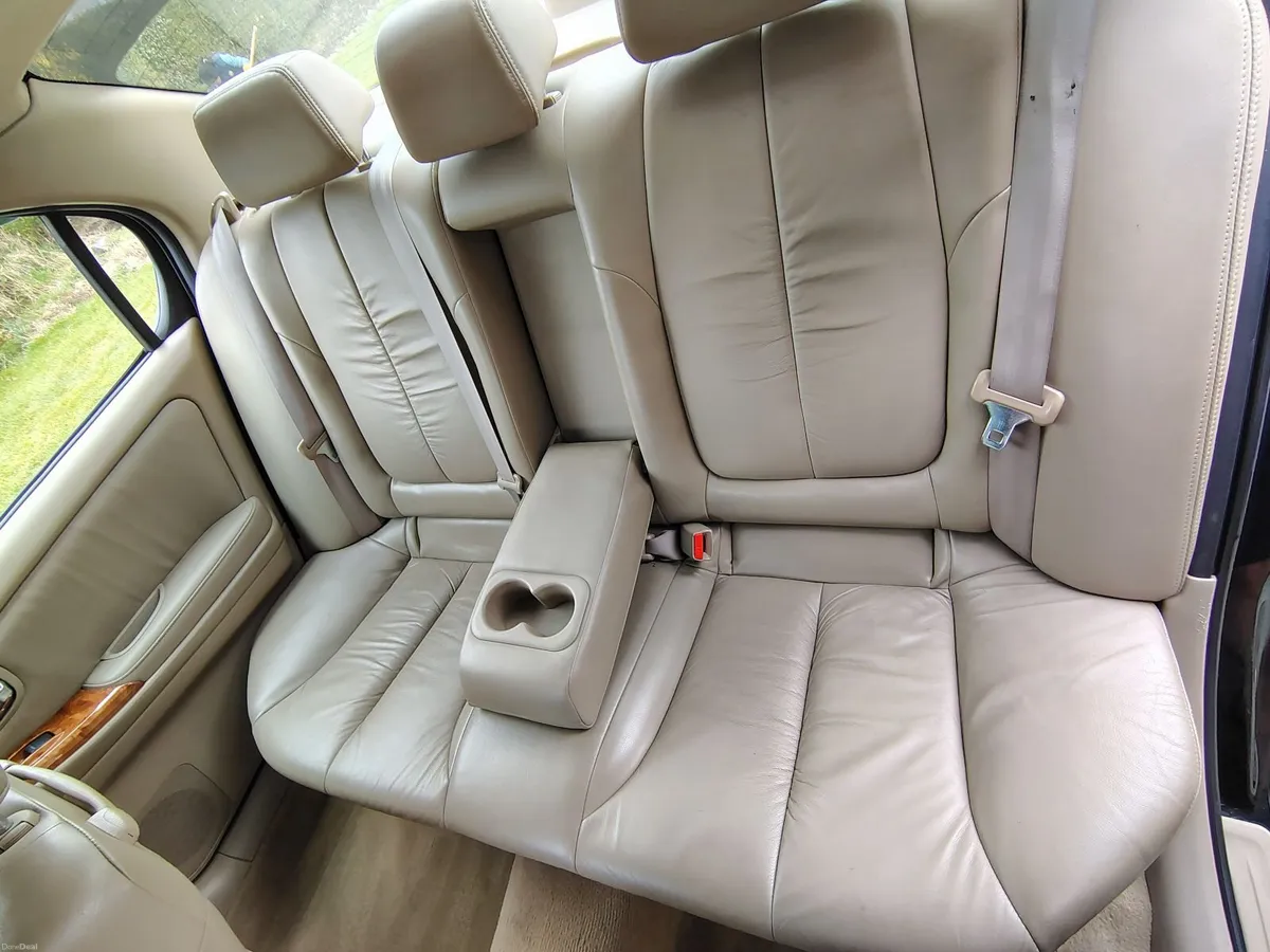 Nissan Maxima 2004 - Image 6