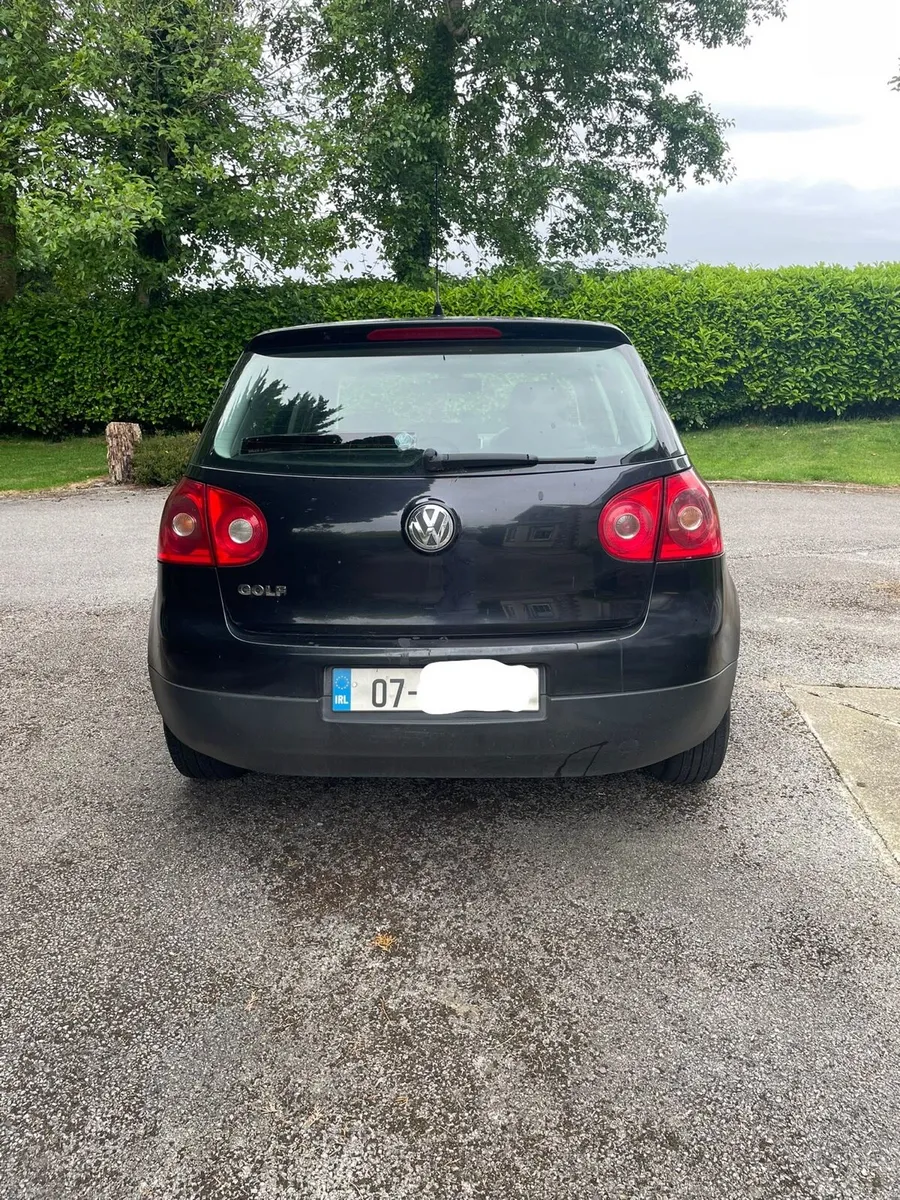 Car - Image 2