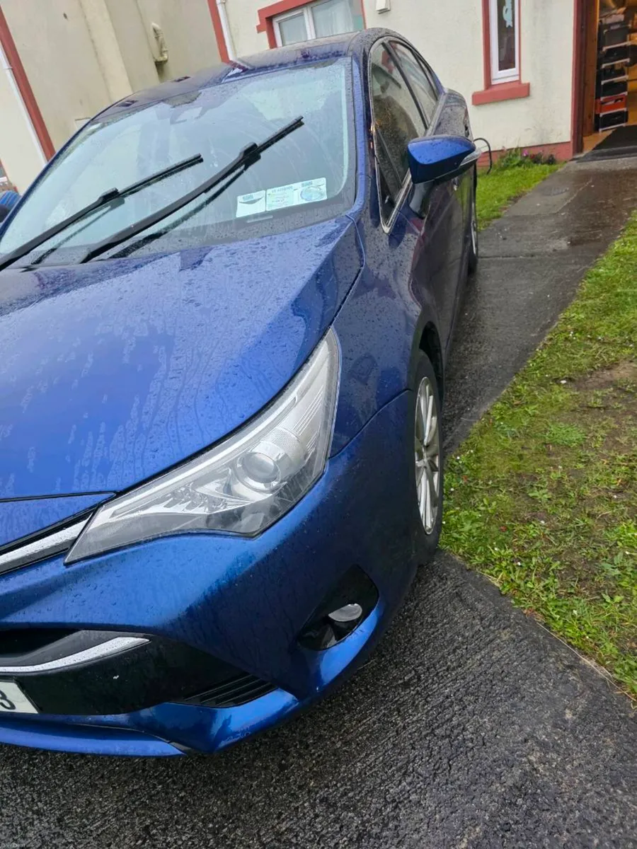 172 toyota avensis Nctd and taxd, may swap - Image 4