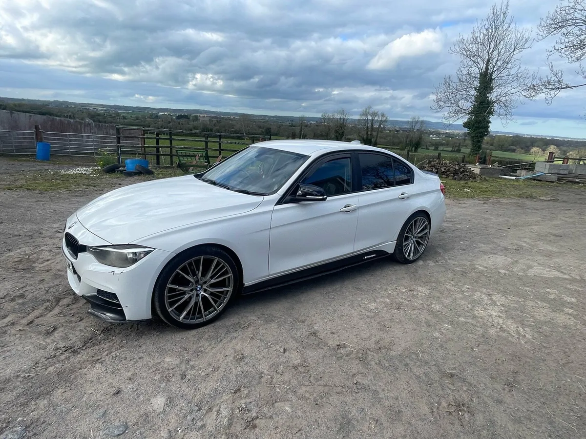 Car - Image 2