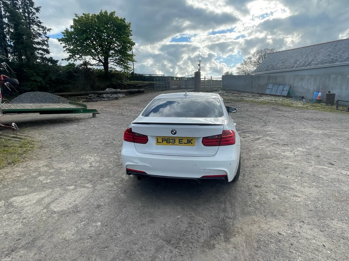 Car - Image 4