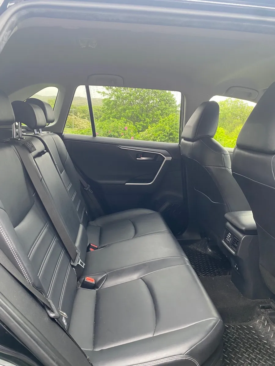 Toyota RAV4 2019 - Image 4