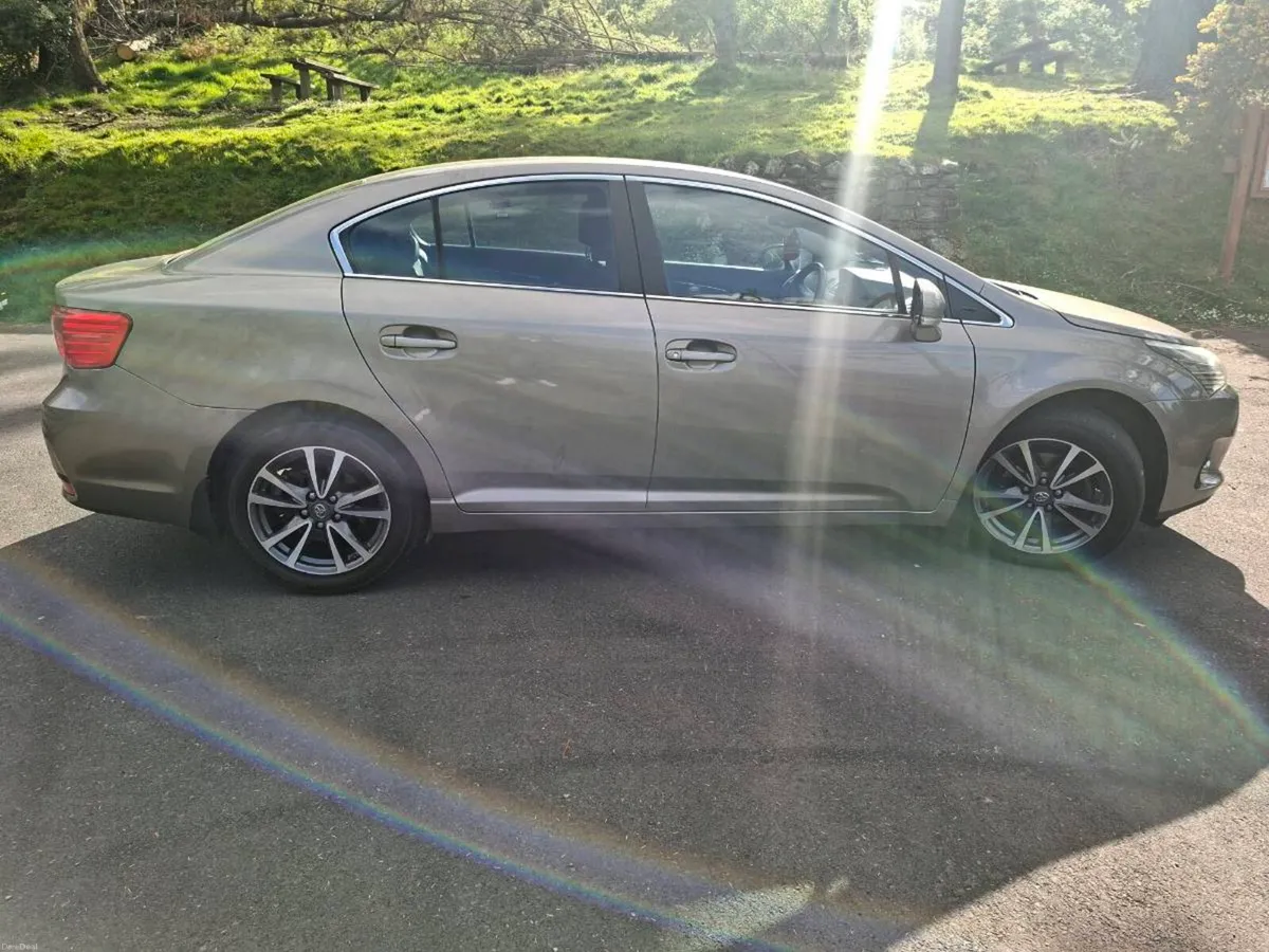 Car - Image 5