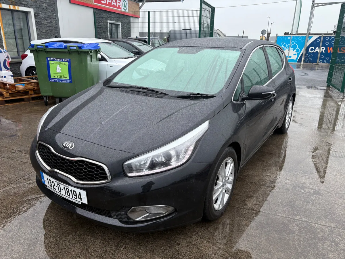 Kia Ceed 2013 - Image 1
