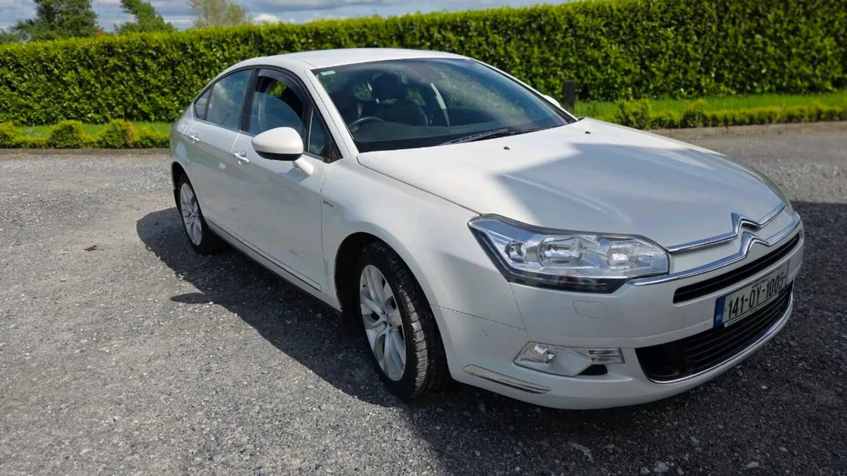 Citroën C5 HDI160 Exclusive 4 Door Saloon - Image 3