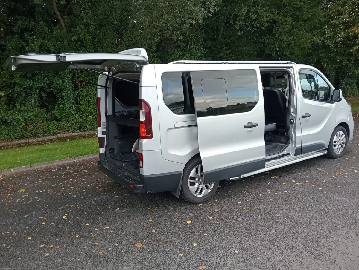 Renault Trafic 2017 - Image 1