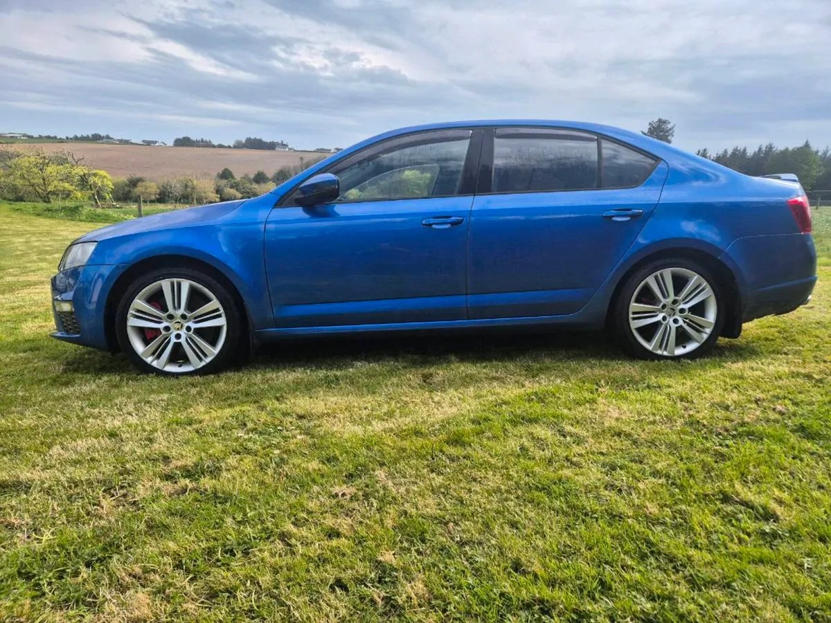2014 Skoda Octavia vRS 2.0 TDI 184 BHP – 6 Speed M - Image 4