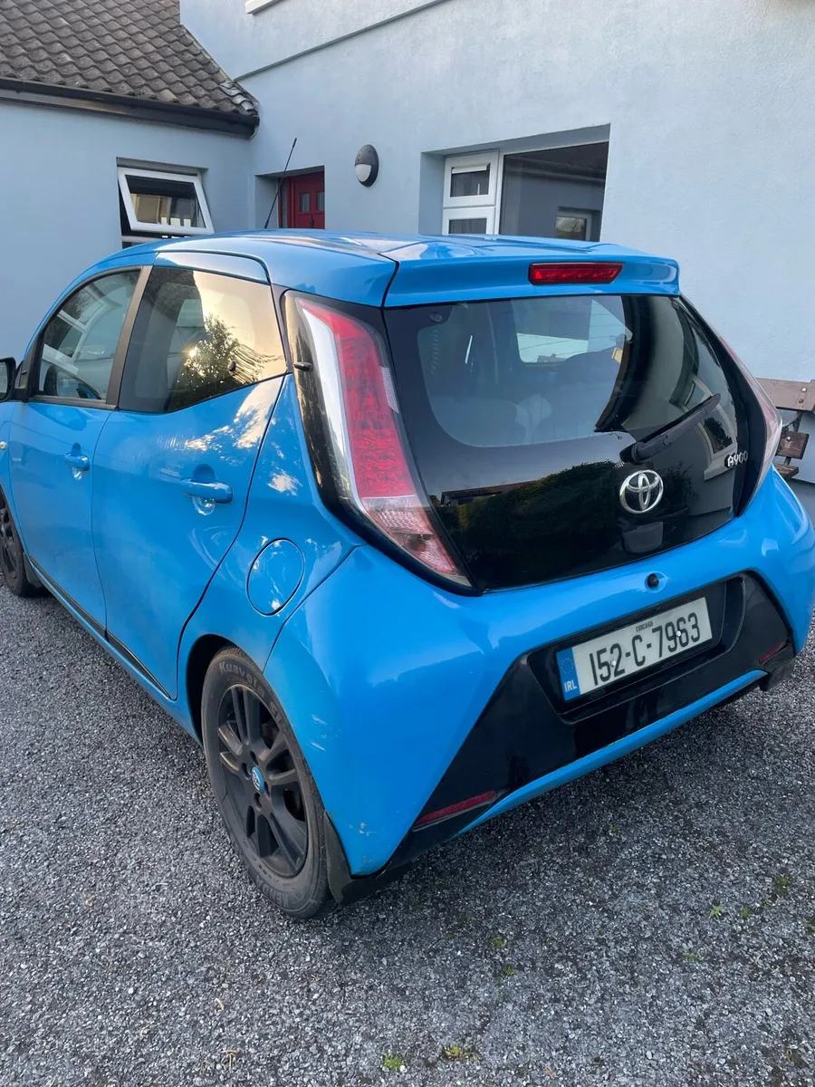 2015 Toyota Aygo X-Cite - Image 4