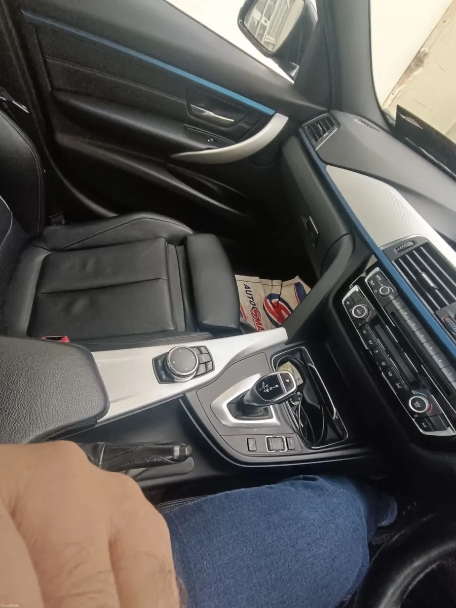 BMW 3-Series 2016 - Image 1