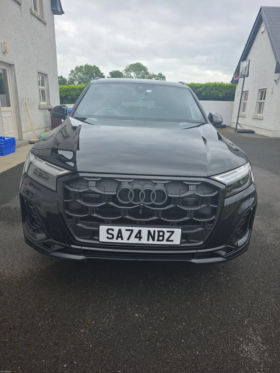 Audi Q7 2025 - Image 4