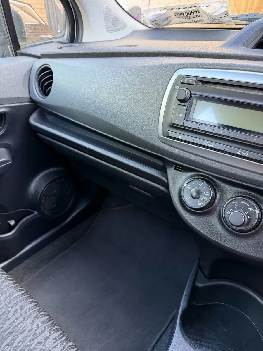 Toyota Yaris - LOW MILES + NEW NCT - Image 6