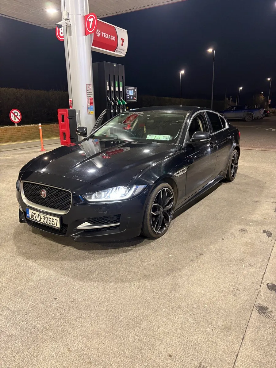 Jaguar XE R-Sport (180BHP) READ AD - Image 3