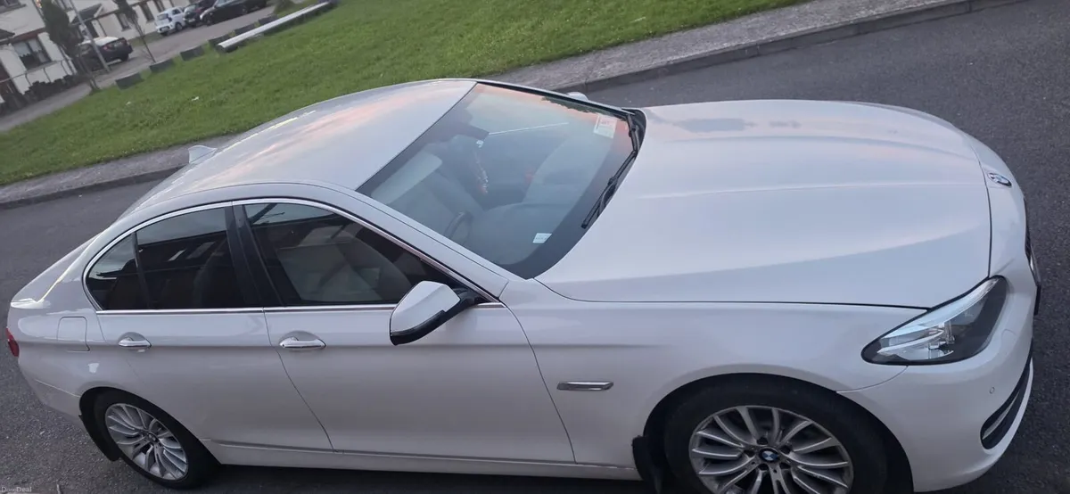 BMW 520d 2015 - Image 2