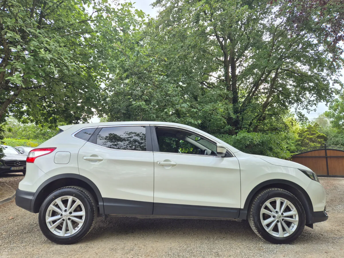 162'NISSAN QASHQAI 1.5 DCI - ONLY 97K MILES - Image 2