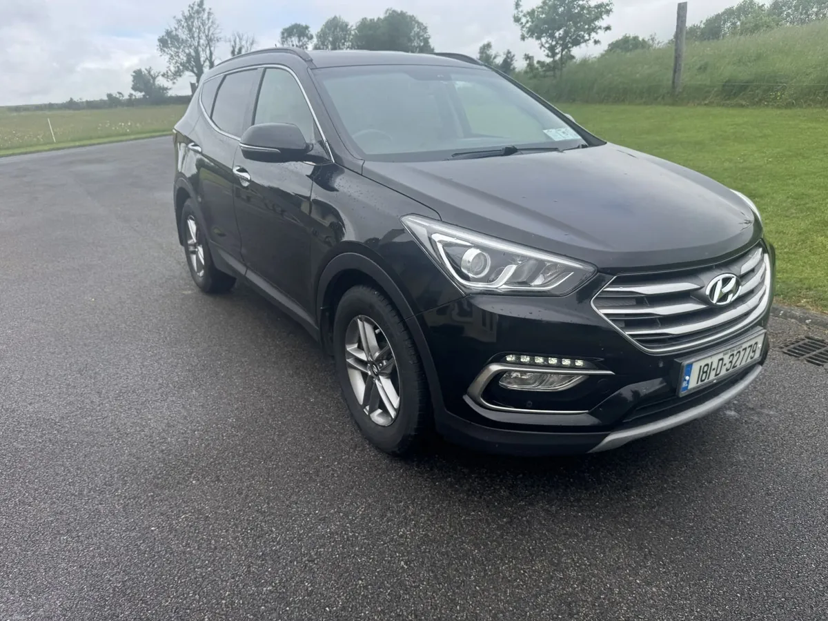 Hyundai Santa Fe 2018 - Image 1