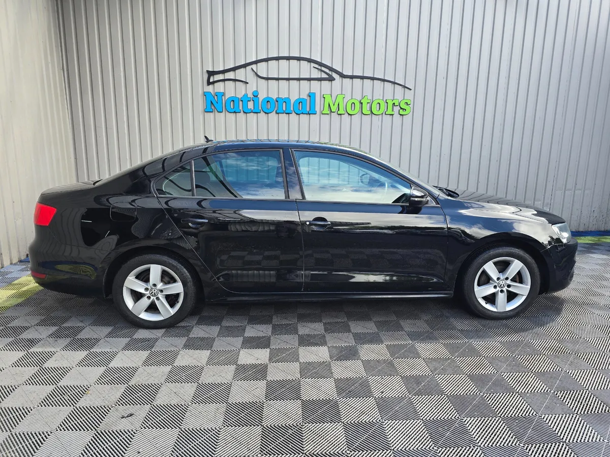 2014 Volkswagen Jetta 1.6 COMFORTLINE - Image 3