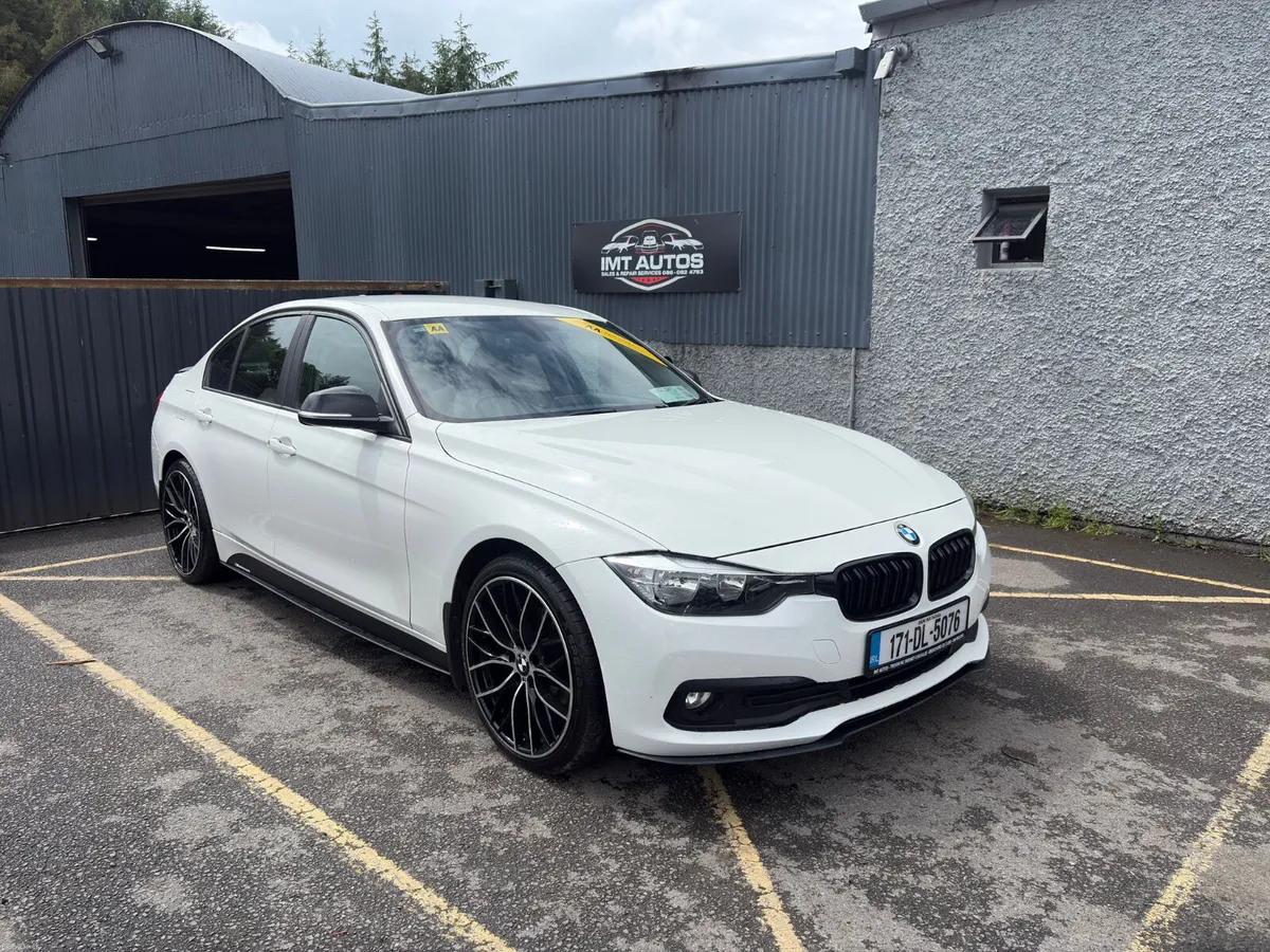 BMW 3-Series 2017 - Image 2