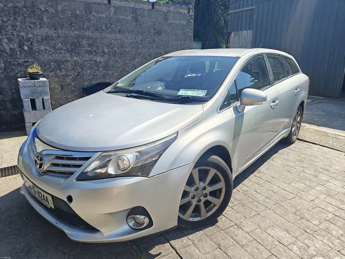 Toyota Avensis 2013 2.0L D - Image 3