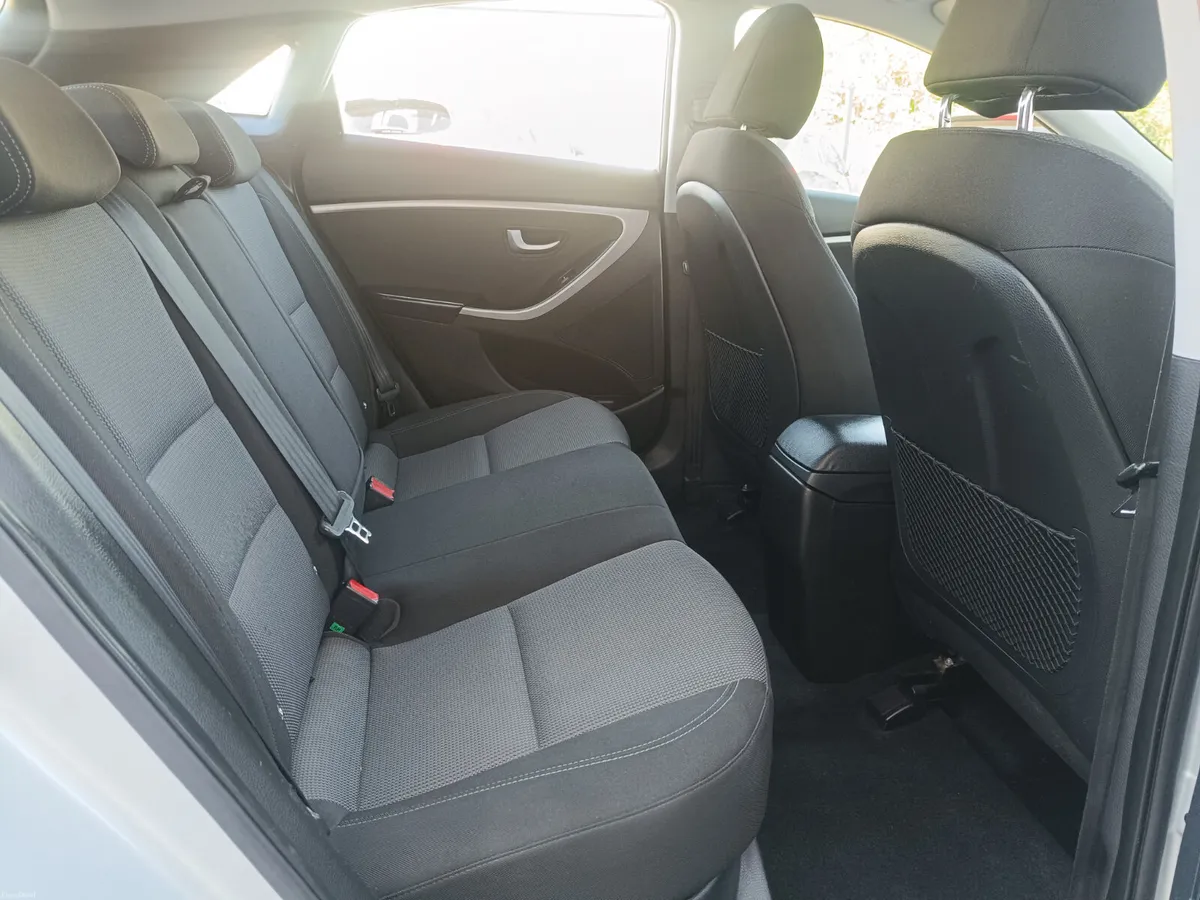 Hyundai i30 2016 High Spec - Image 6
