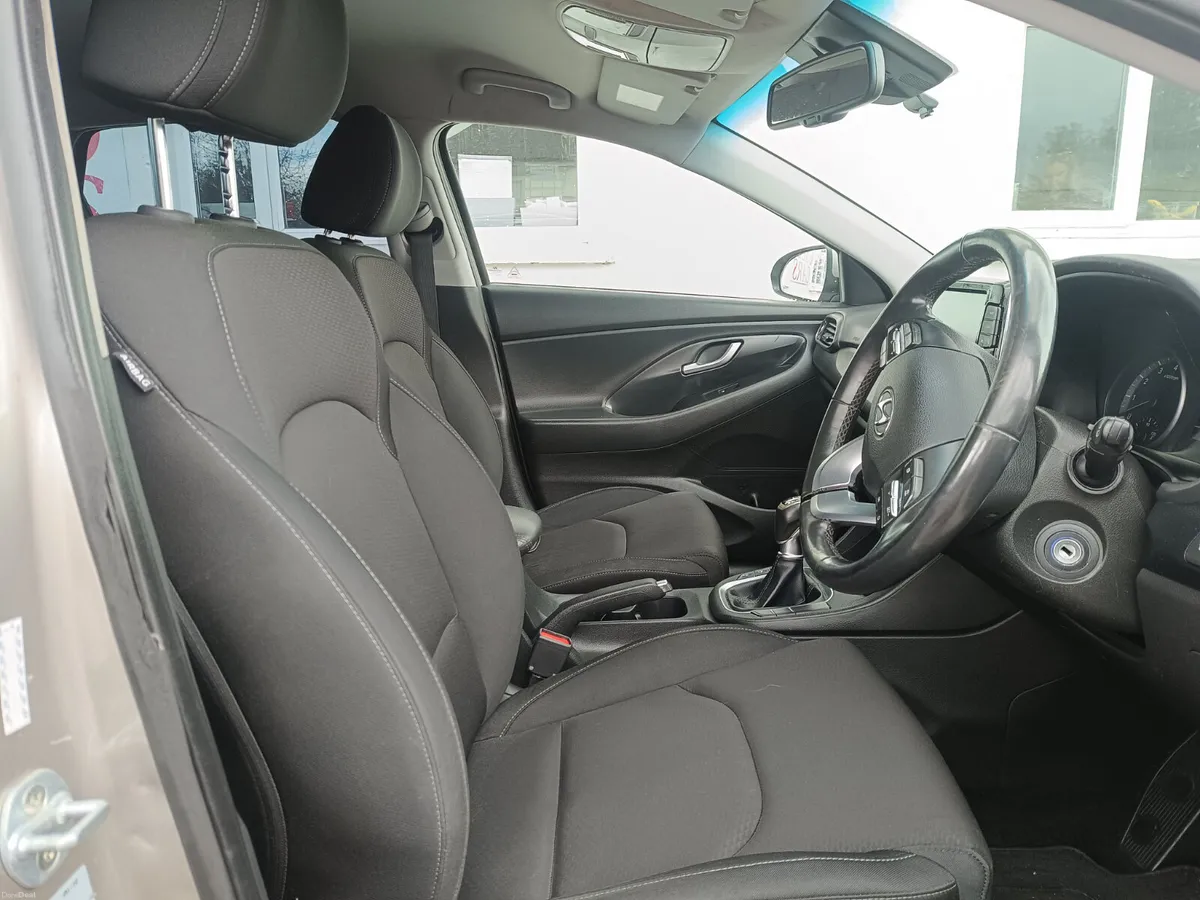 Hyundai i30 2018 - Image 6