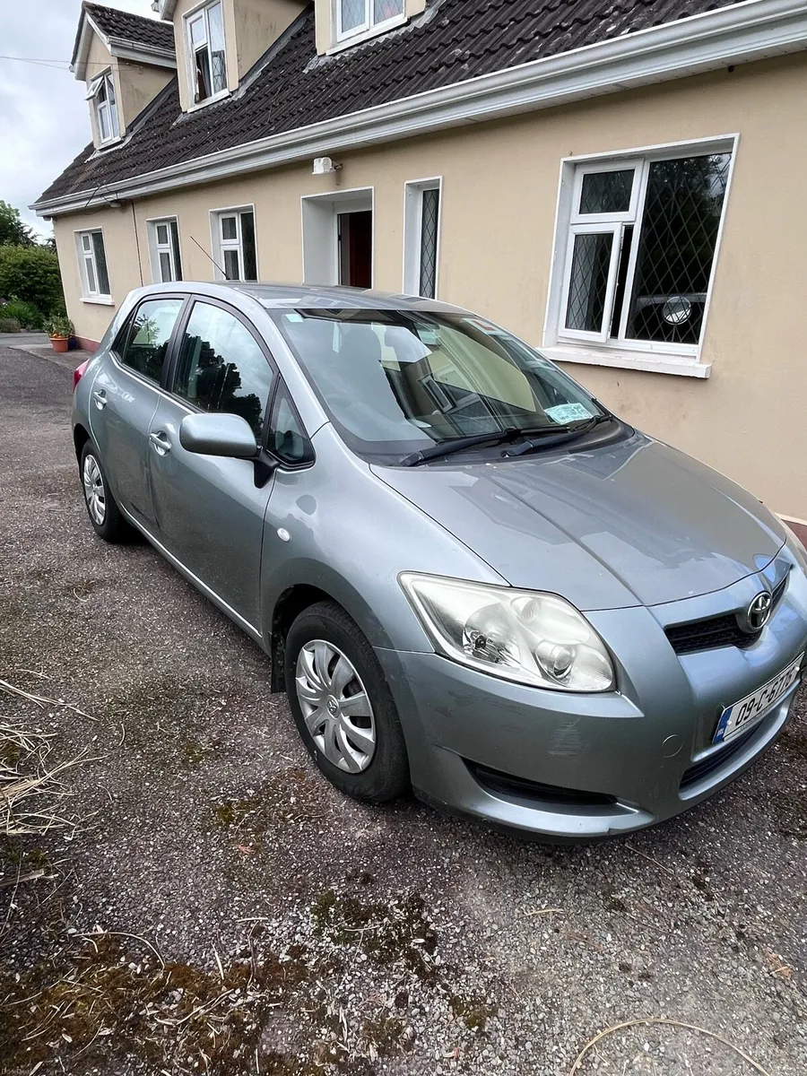 2009 Toyota Auris 1.4 Petrol NCT & Tax till Novem - Image 1