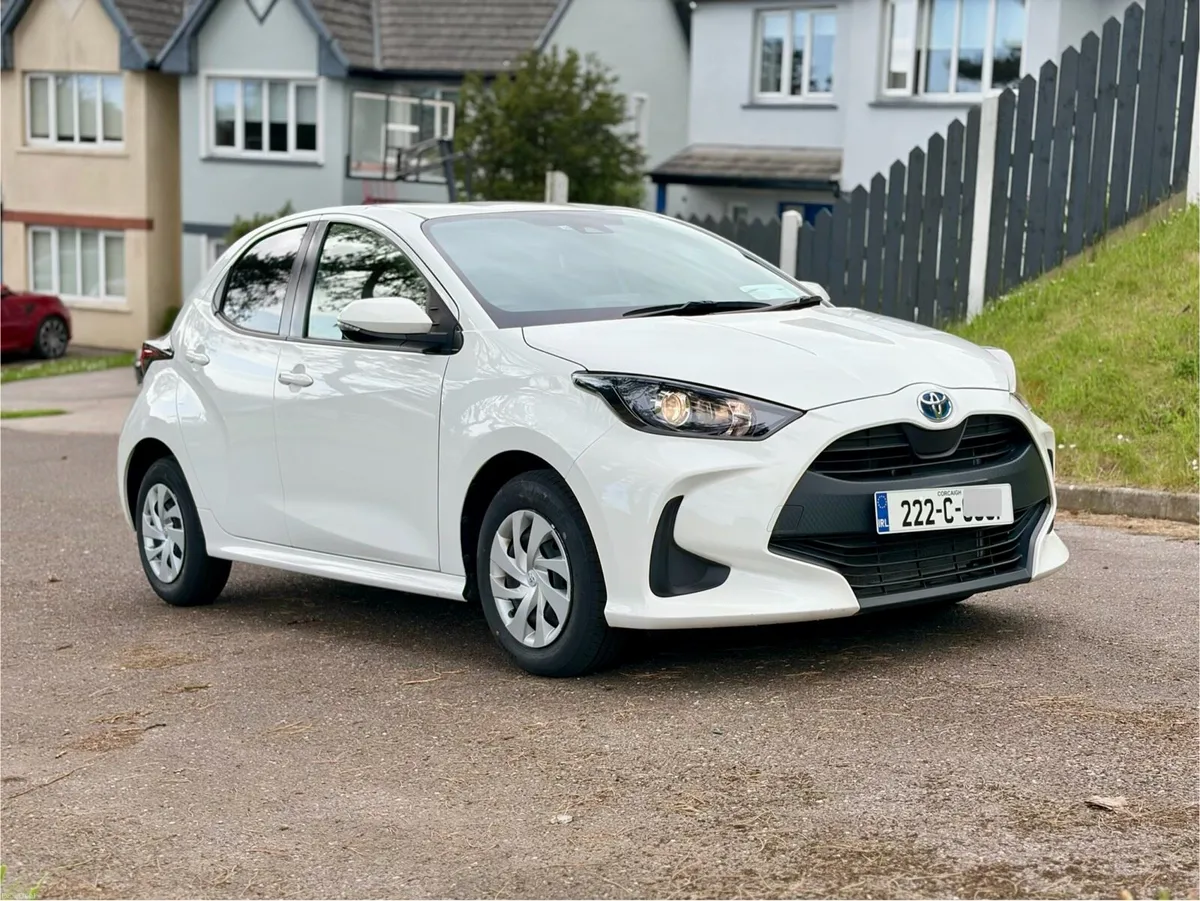 Toyota Yaris Hybrid 2022(Automatic)| 76000 KM - Image 1