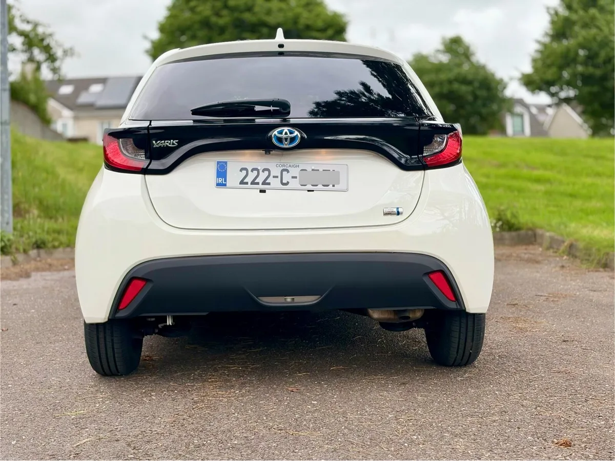 Toyota Yaris Hybrid 2022(Automatic)| 76000 KM - Image 4